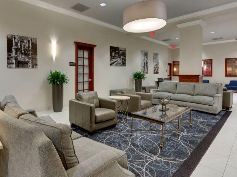 Doubletree By Hilton St. Louis Forest Park Esterno foto