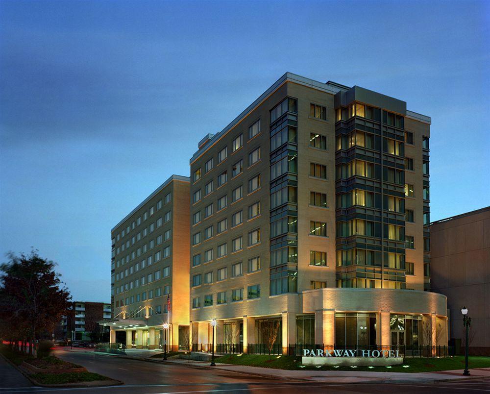Doubletree By Hilton St. Louis Forest Park Esterno foto