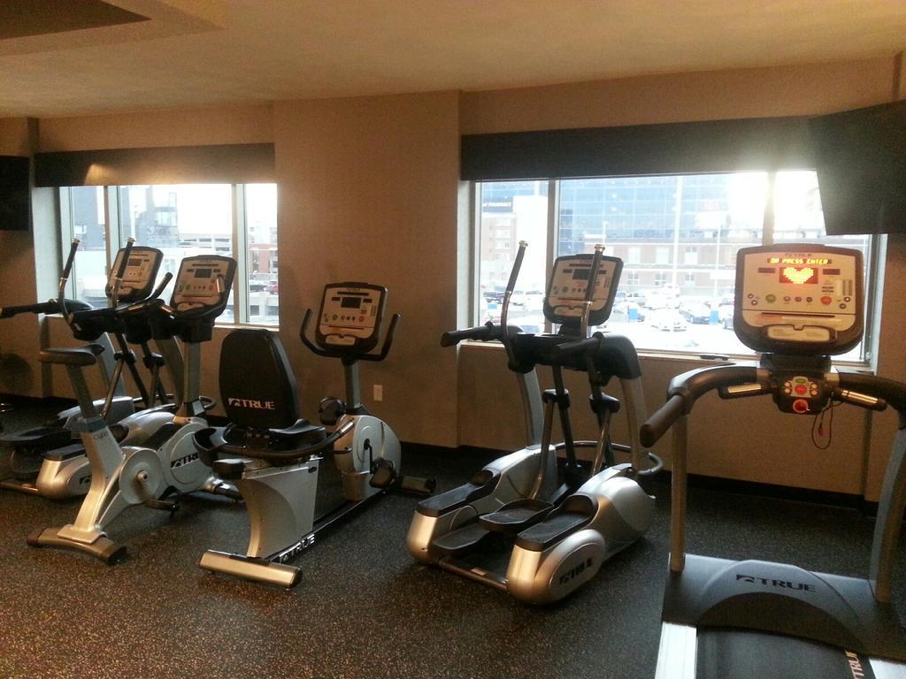 Doubletree By Hilton St. Louis Forest Park Esterno foto