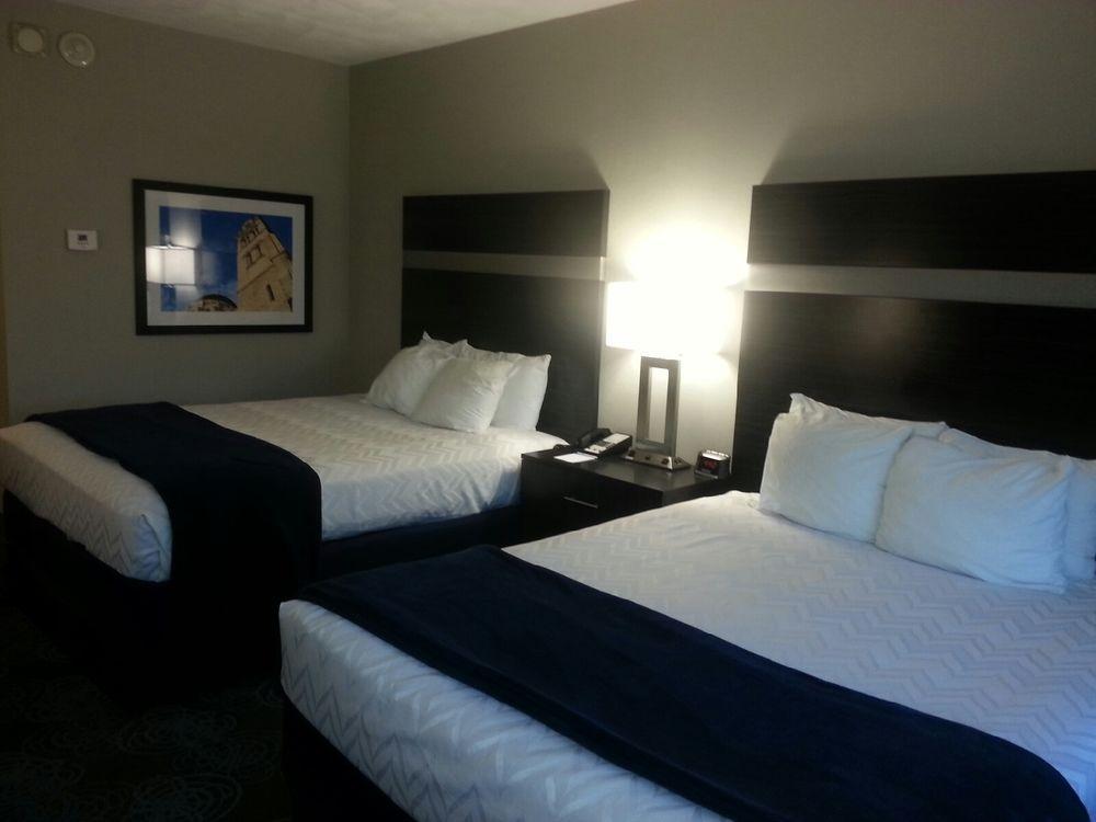 Doubletree By Hilton St. Louis Forest Park Esterno foto