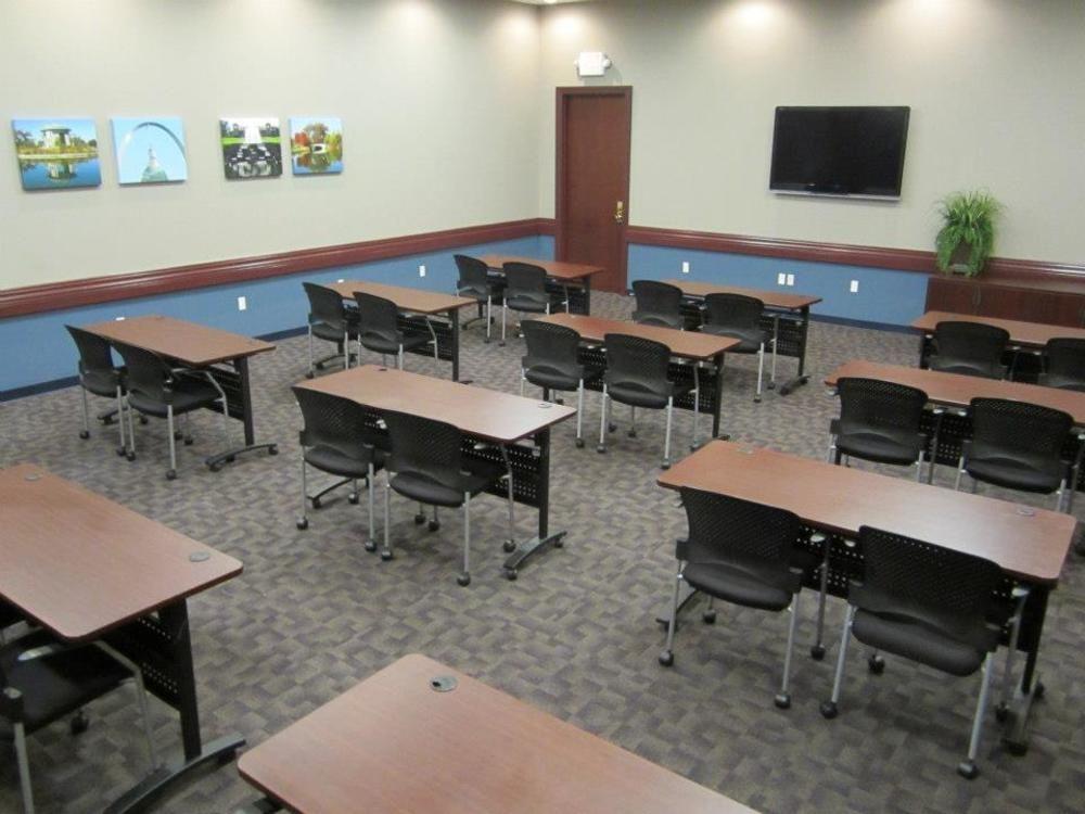 Doubletree By Hilton St. Louis Forest Park Esterno foto