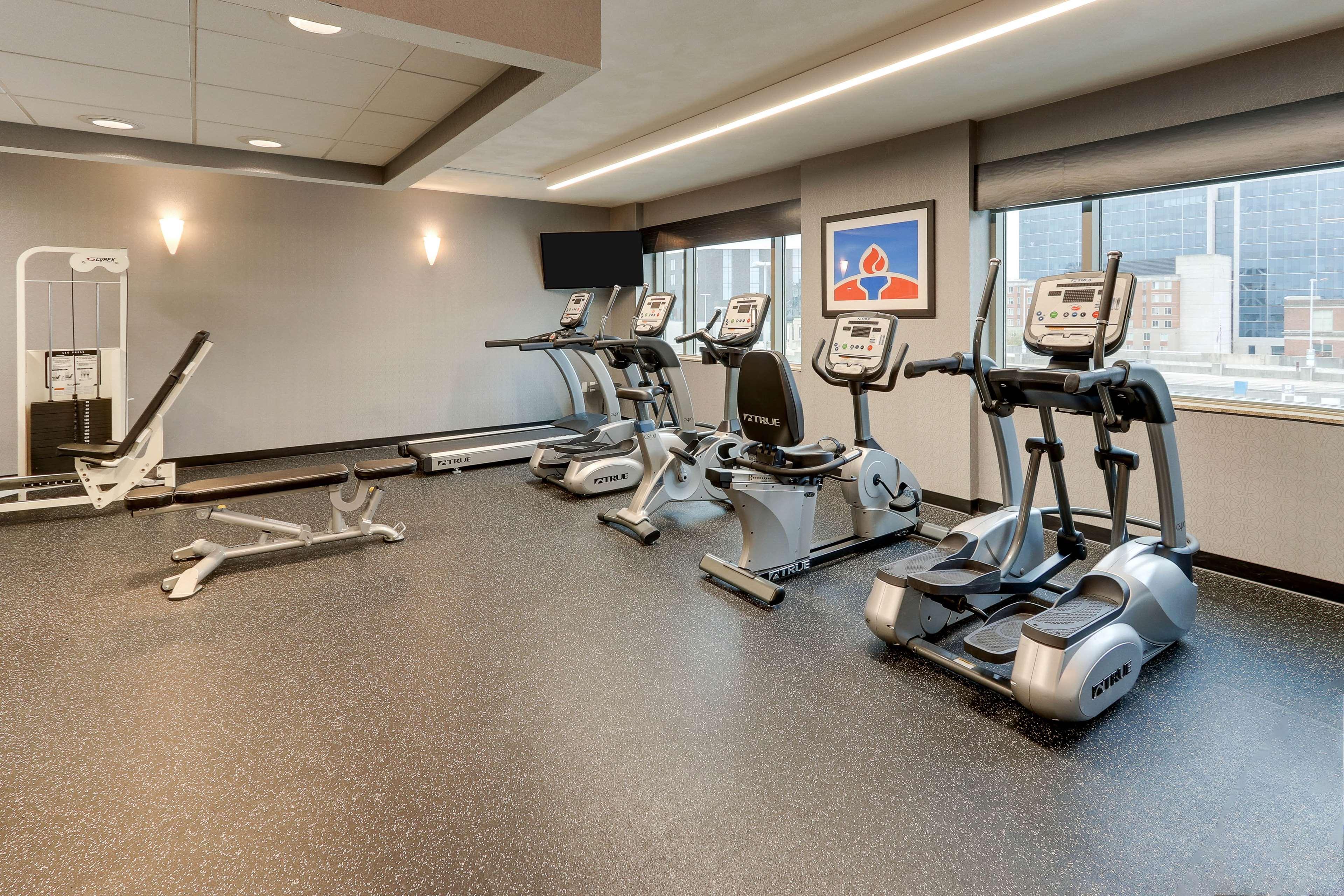 Doubletree By Hilton St. Louis Forest Park Esterno foto