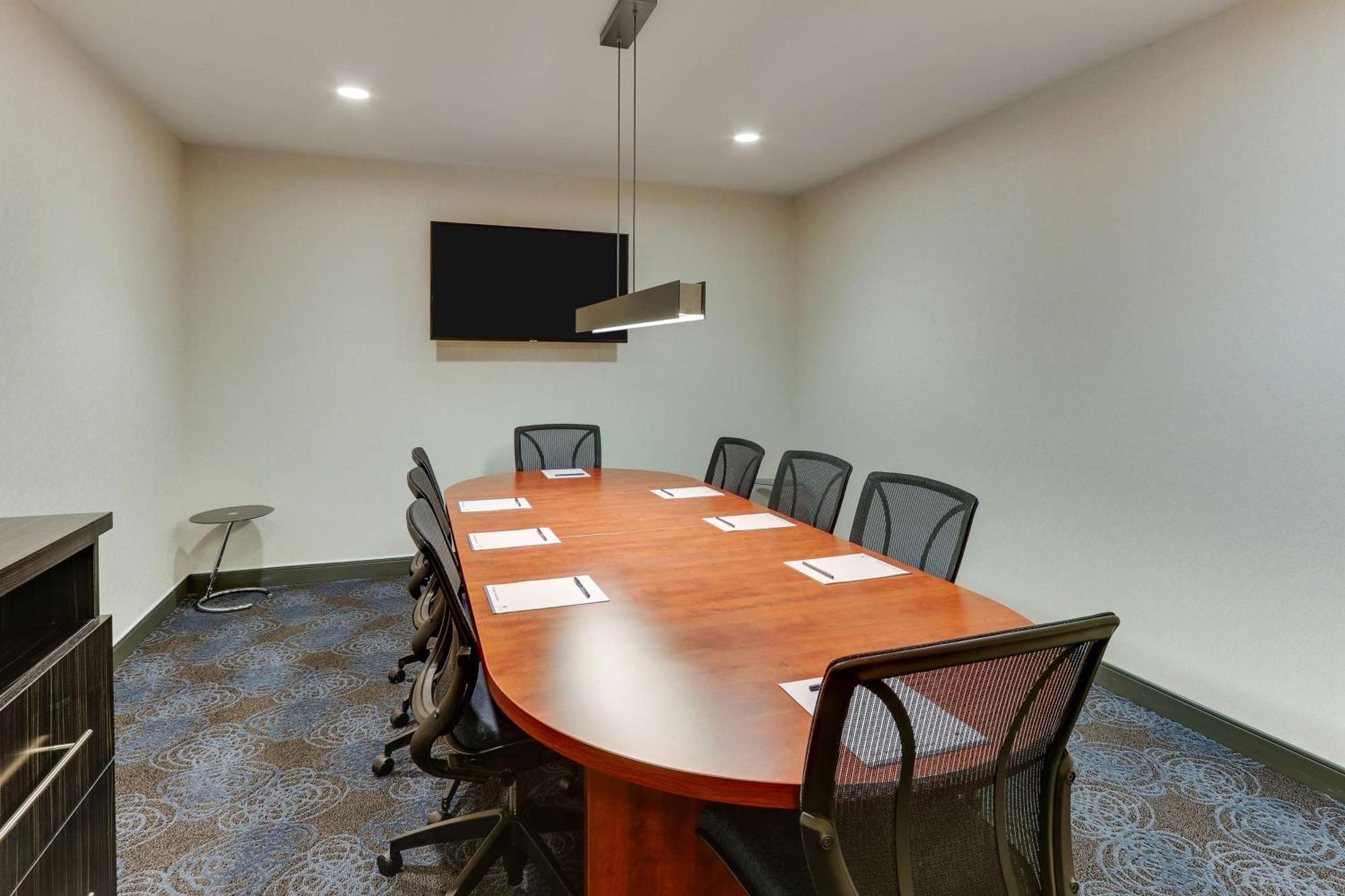 Doubletree By Hilton St. Louis Forest Park Esterno foto