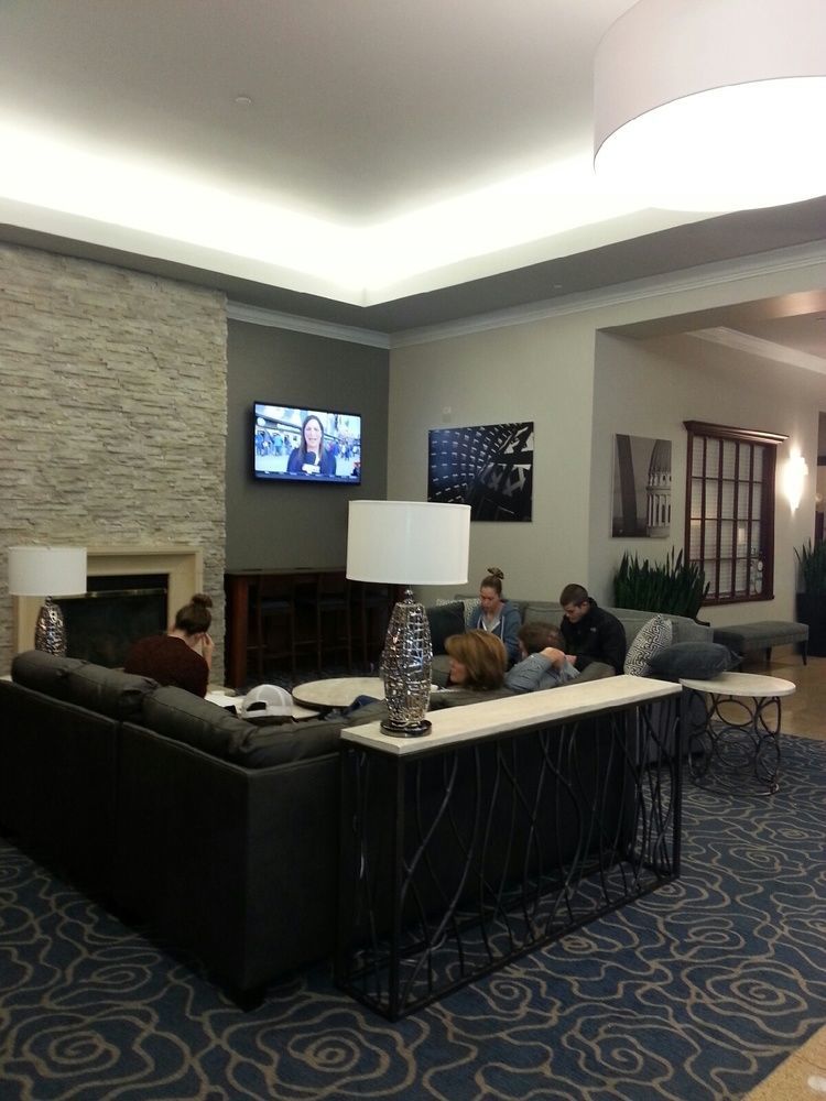 Doubletree By Hilton St. Louis Forest Park Esterno foto