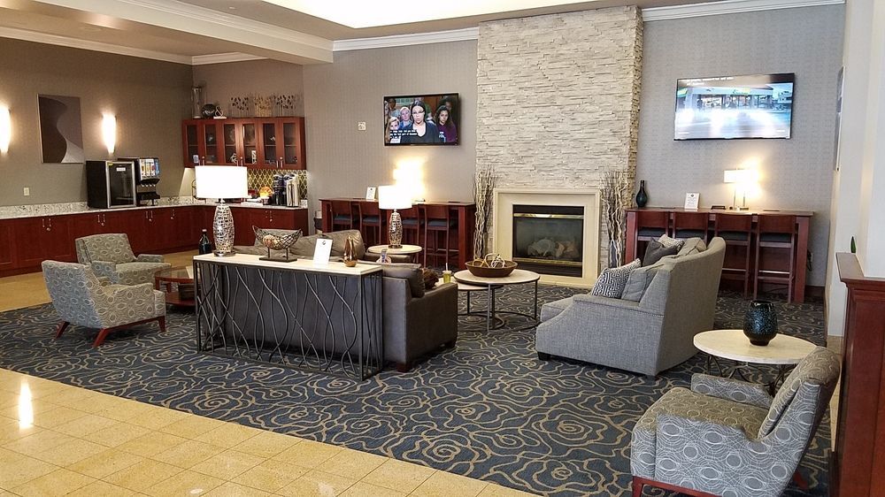 Doubletree By Hilton St. Louis Forest Park Esterno foto